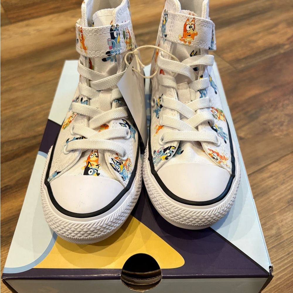 Bluey Converse Chuck Taylor All Star 1V High-Top Sneaker - Kids size 12 - Picture 3 of 8